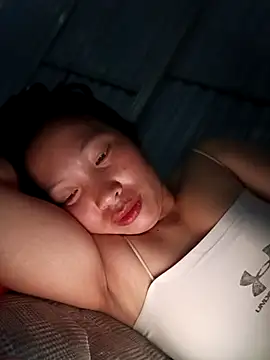 Evelyn-n online show from February 16, 1:35 am