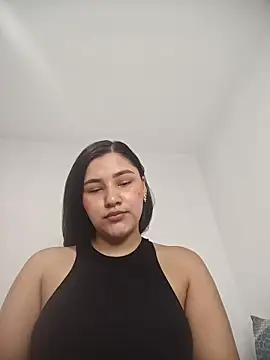 Julia-Blair online show from March 7, 6:16 pm