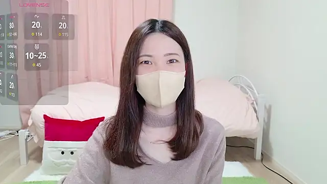 Snapshot of Nahooo chatting on December 14, 4:40 am Nahooo online show from December 14, 4:40 am