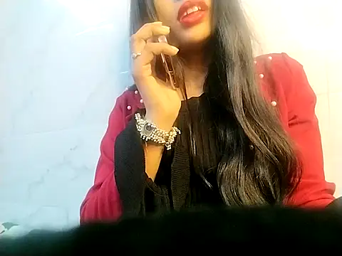 Snapshot of Parimodel19 chatting on December 5, 6:59 pm Parimodel19 online show from December 5, 6:59 pm