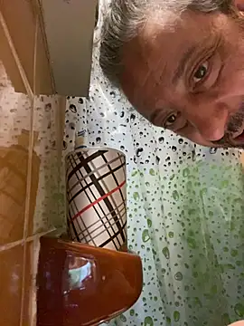 Petebulimia online show from March 26, 8:25 pm