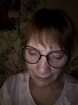 MichelleLove48 online show from April 8, 8:42 pm