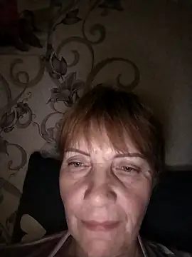 MichelleLove48 online show from April 21, 9:39 pm