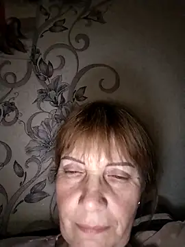 Snapshot of MichelleLove48 chatting on April 26, 8:50 pm MichelleLove48 online show from April 26, 8:50 pm