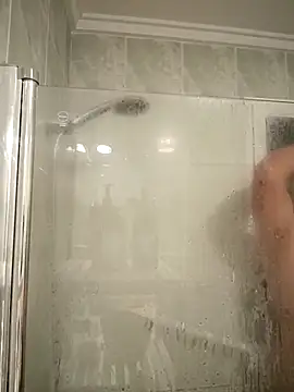 Luna Leroy online show from December 16, 6:02 pm