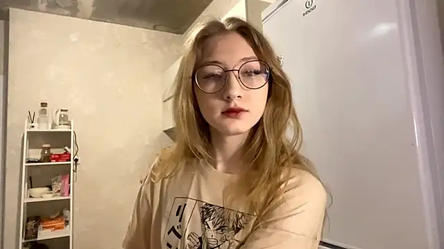 Snapshot of MargyDejong chatting on December 5, 3:09 pm MargyDejong online show from December 5, 3:09 pm