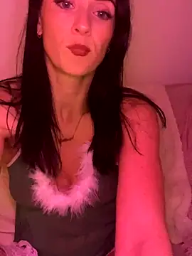 BritishBlueRose online show from December 18, 8:37 pm