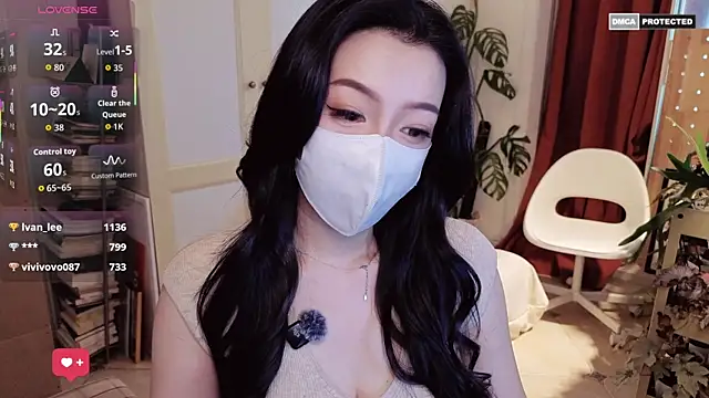 nayomi 34f online show from April 4, 6:44 am