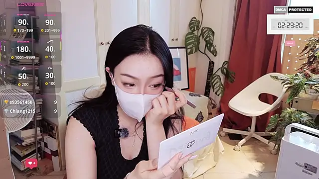 nayomi 34f online show from May 20, 6:30 am