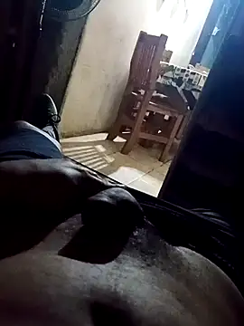 goldenpen1993 online show from December 1, 4:50 am