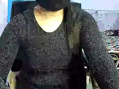 Snapshot of naughty-prachi chatting on December 19, 6:09 am naughty-prachi online show from December 19, 6:09 am