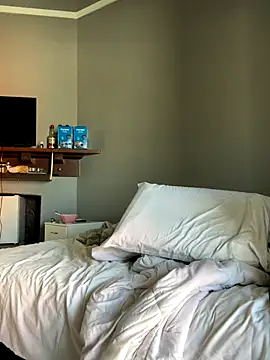 toekkie online show from December 2, 7:25 am