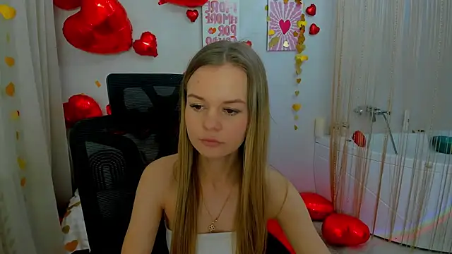 MidnighteAura online show from February 3, 2:53 am