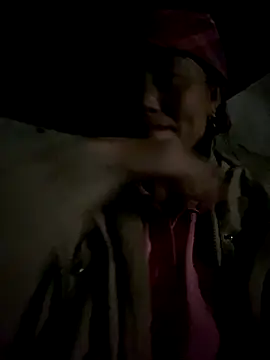 Lilik2 online show from December 18, 1:28 pm