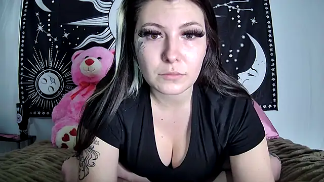 Maexoxo online show from February 19, 5:03 am