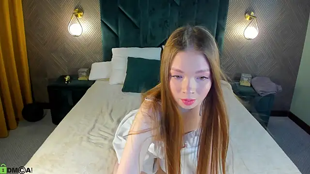 Tessa Sunn online show from December 17, 1:11 am