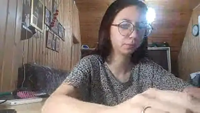 Snapshot of JeanelleSaam chatting on December 15, 7:23 am JeanelleSaam online show from December 15, 7:23 am