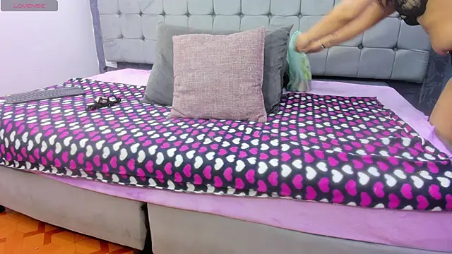 Messy Karol  online show from December 20, 2:02 pm