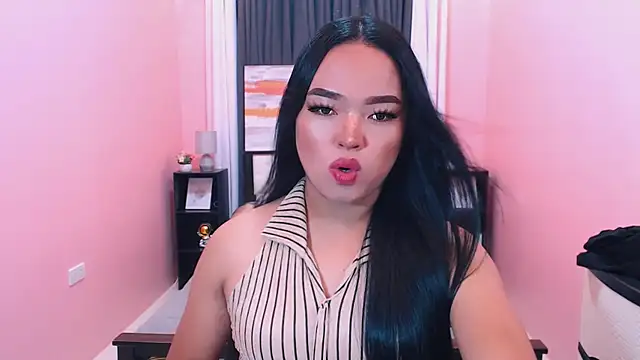 Fantacyloverr online show from March 5, 10:17 pm