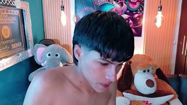 StormLuxX online show from March 18, 12:08 pm