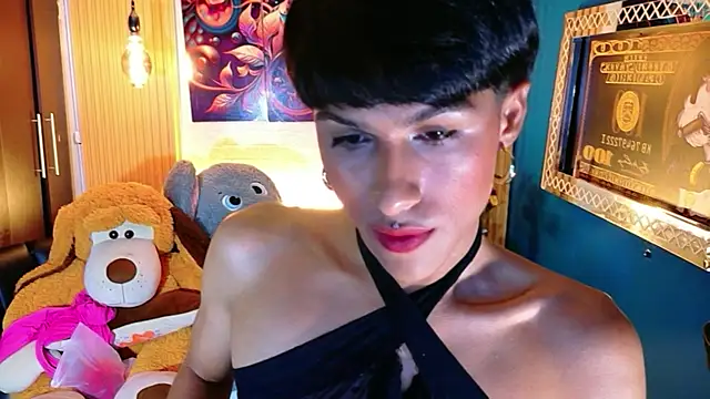 StormLuxX online show from April 19, 6:10 pm