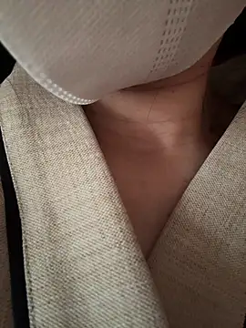 Snapshot of Diamon_bb chatting on December 5, 6:00 am Diamon bb online show from December 5, 6:00 am