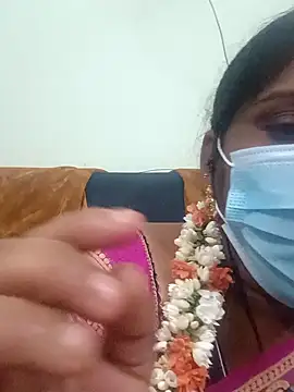 Tamil Pallavi online show from February 15, 7:10 pm