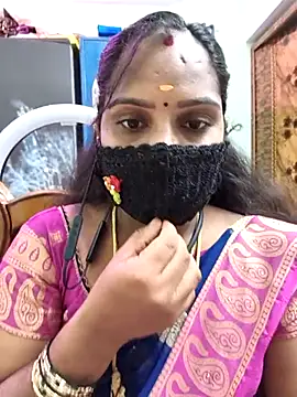 Snapshot of Tamil_Pallavi chatting on May 17, 3:19 pm Tamil Pallavi online show from May 17, 3:19 pm