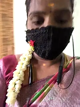 Snapshot of Tamil_Pallavi chatting on June 11, 5:05 am Tamil Pallavi online show from June 11, 5:05 am