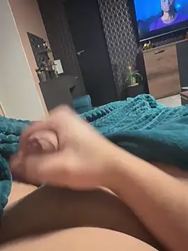 en93000 online show from February 9, 6:17 am