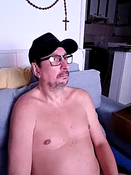 FocussedFreckle online show from May 24, 5:34 am