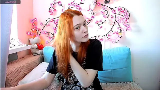 Snapshot of Ungoliant_Kiss chatting on July 12, 2:30 pm Ungoliant Kiss online show from July 12, 2:30 pm