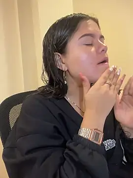 Camila Duarte2 online show from April 15, 2:57 pm