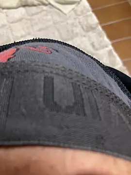 Snapshot of suprise4321 chatting on December 14, 8:35 pm suprise4321 online show from December 14, 8:35 pm