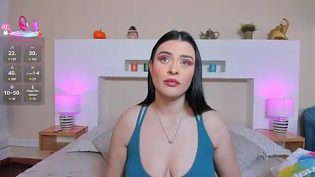 Snapshot of AnikaRomanoff_ chatting on December 18, 11:27 am AnikaRomanoff online show from December 18, 11:27 am