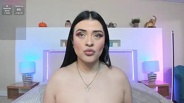 Snapshot of AnikaRomanoff_ chatting on January 15, 11:26 am AnikaRomanoff online show from January 15, 11:26 am