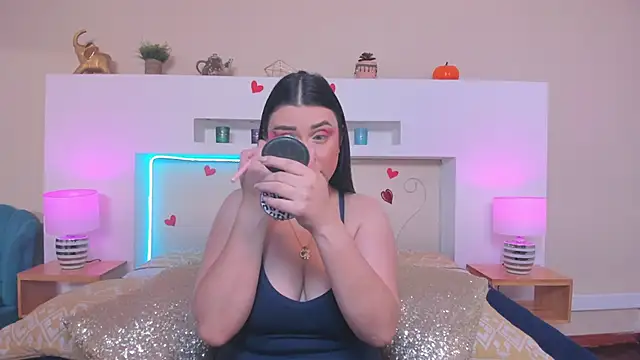 AnikaRomanoff  online show from April 2, 12:14 pm