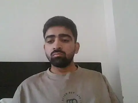 Snapshot of Jahaan2243 chatting on December 14, 9:03 am Jahaan2243 online show from December 14, 9:03 am