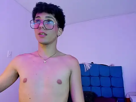 BlakeNoir  online show from March 2, 5:08 am