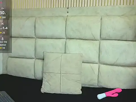 ValeryMorales online show from December 4, 3:27 am