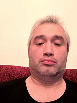 Snapshot of Olomoucak1982 chatting on December 4, 4:48 pm Olomoucak1982 online show from December 4, 4:48 pm