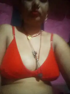 Your-shreya143 online show from April 3, 7:45 pm