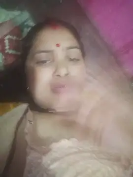 Your-shreya143 online show from July 3, 8:37 pm