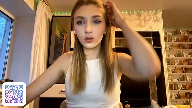 AveryBerkson online show from December 2, 10:09 am