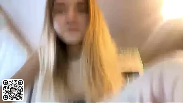 AveryBerkson online show from December 3, 7:16 am