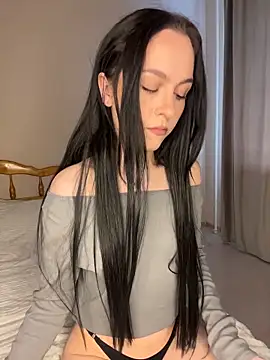 MonicaMercer online show from April 14, 7:14 am