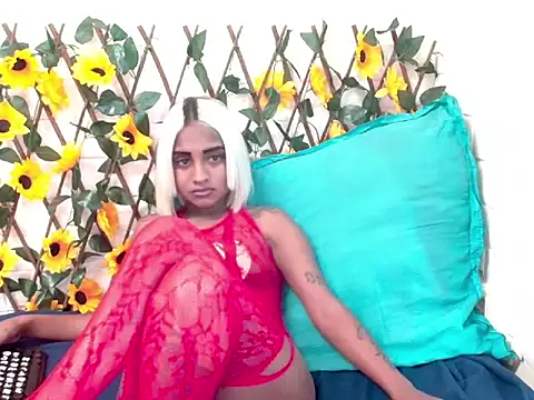 IndianSumaya69 online show from December 2, 10:42 am