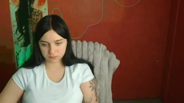 Snapshot of Lilu_May chatting on April 24, 11:18 pm Lilu May online show from April 24, 11:18 pm