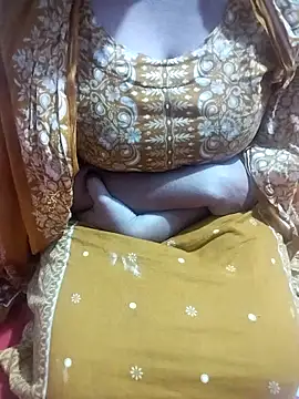 Snapshot of hottyrose69 chatting on January 14, 4:18 am hottyrose69 online show from January 14, 4:18 am