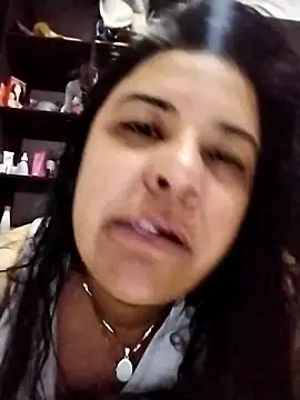 Snapshot of Carameloswing1 chatting on December 19, 11:34 pm Carameloswing1 online show from December 19, 11:34 pm